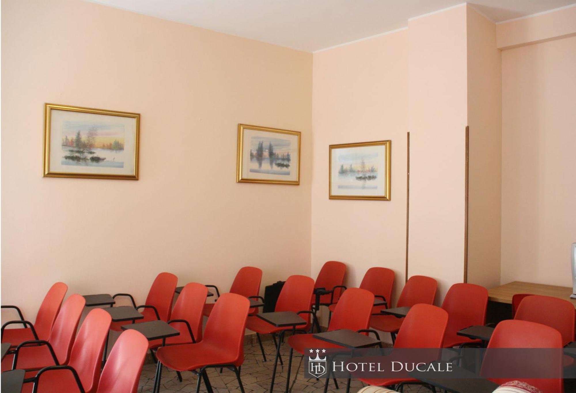 Hotel Ducale Vigevano Exteriör bild